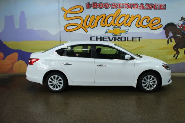 Used 2018 Nissan Sentra SV image 1