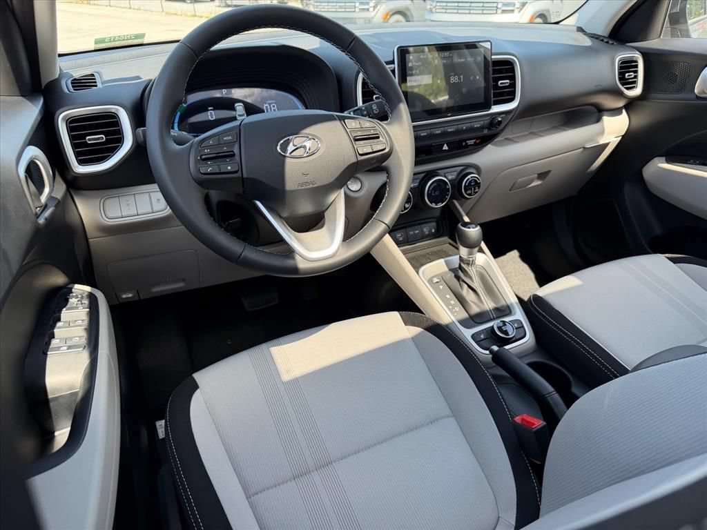 New 2026 Hyundai Venue SEL FWD image 8