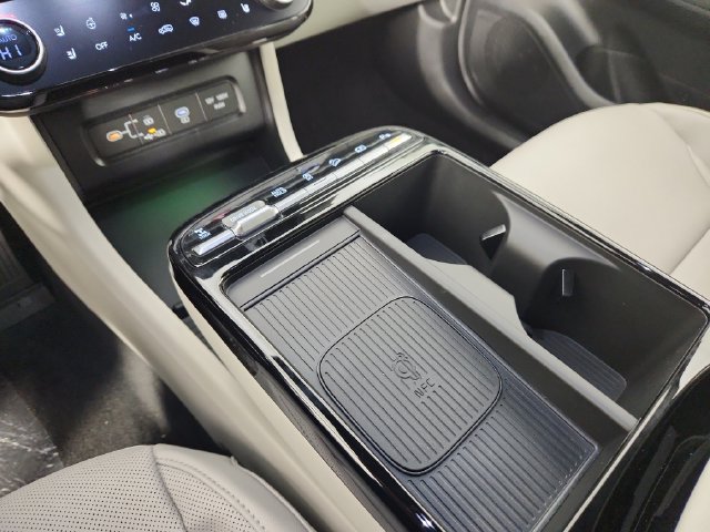 New 2026 Hyundai Tucson Limited AWD/4WD image 24