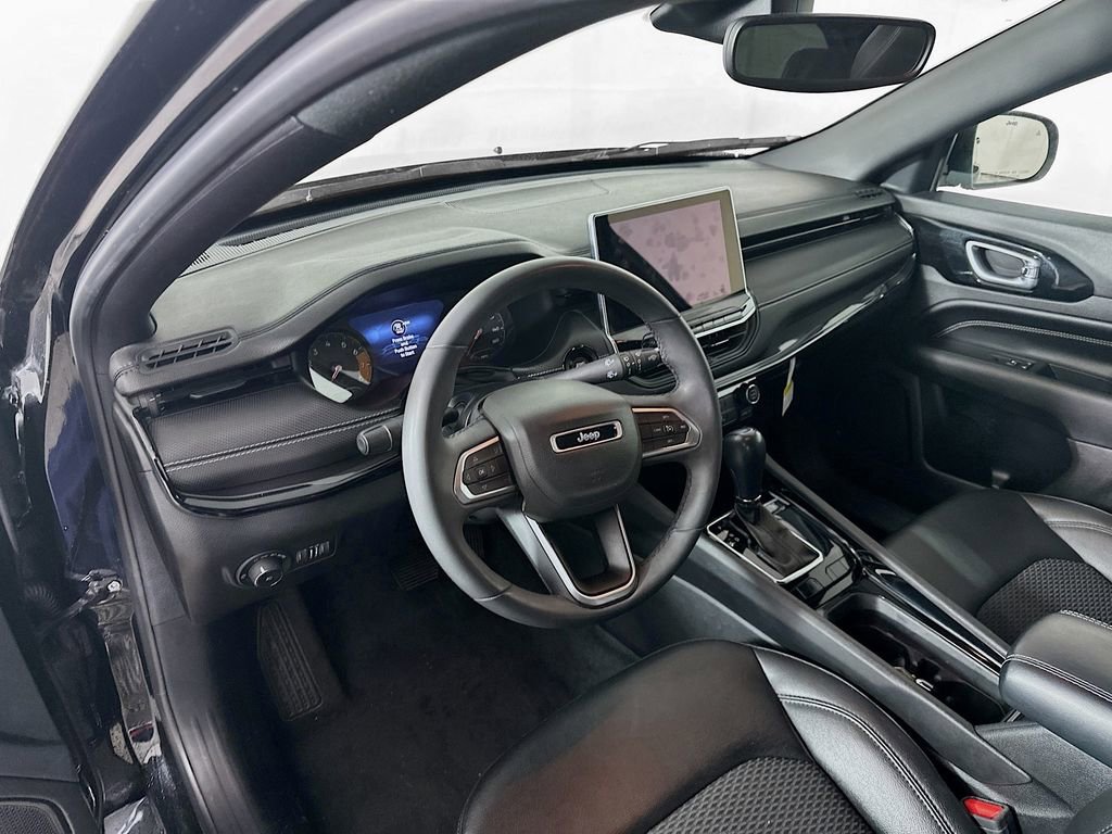 Used 2022 Jeep Compass Altitude image 31