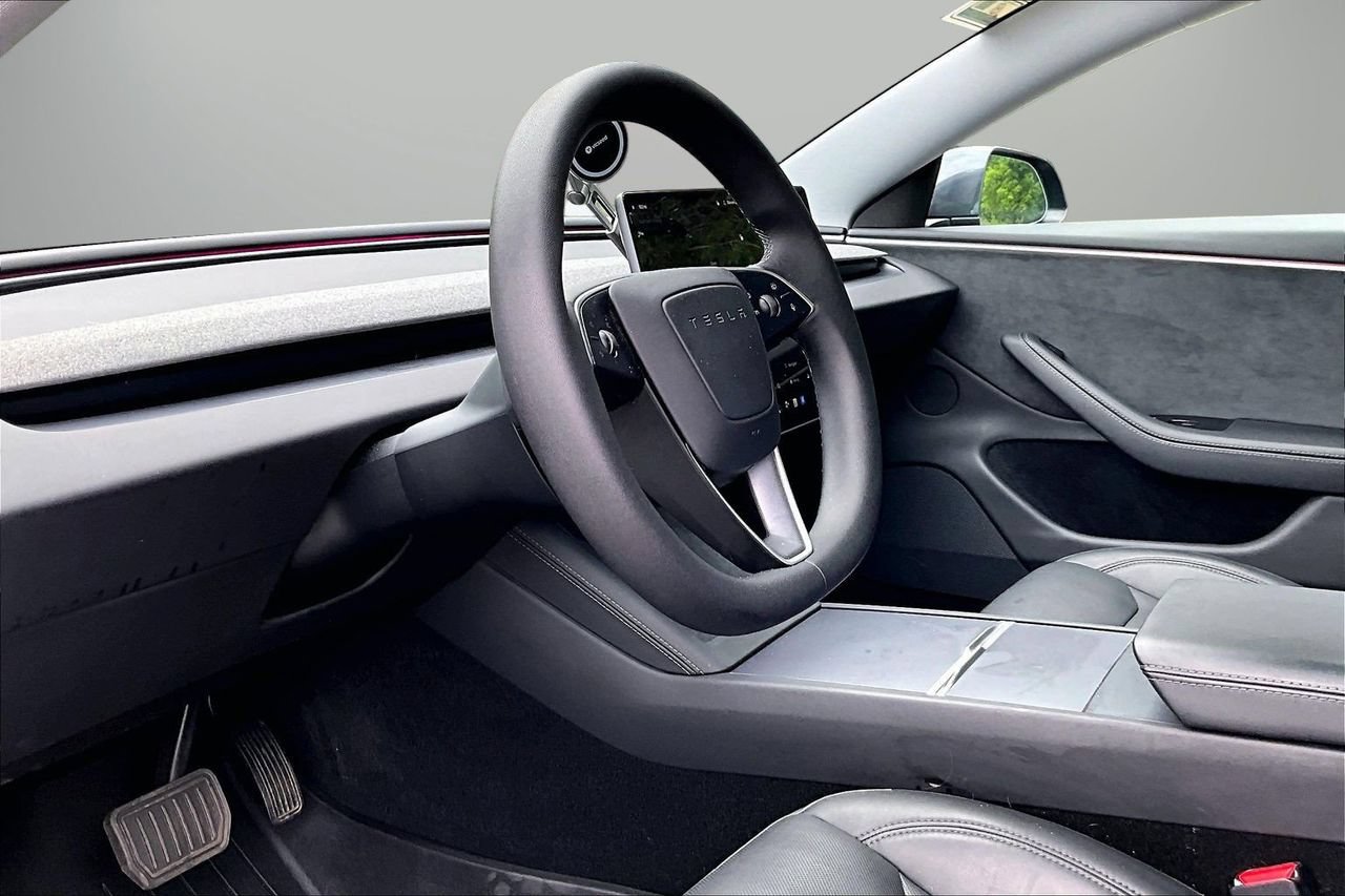 Used 2025 Tesla Model 3 Long Range AWD/4WD image 20
