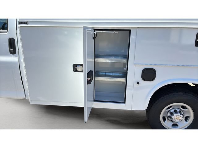 New 2025 Chevrolet Express 3500 w/ Power Convenience Package RWD image 16