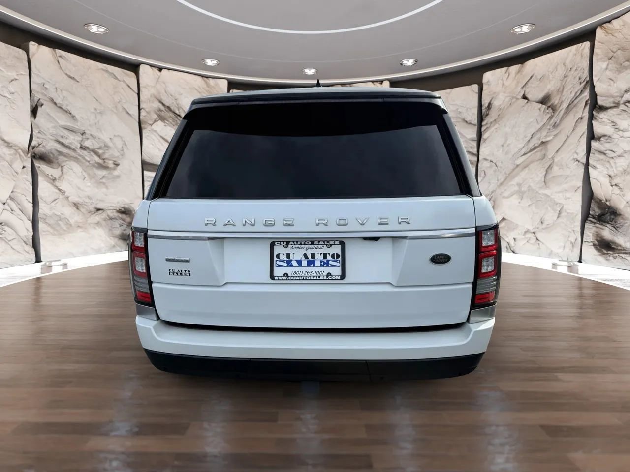 Used 2017 Land Rover Range Rover Long Wheelbase Autobiography image 4