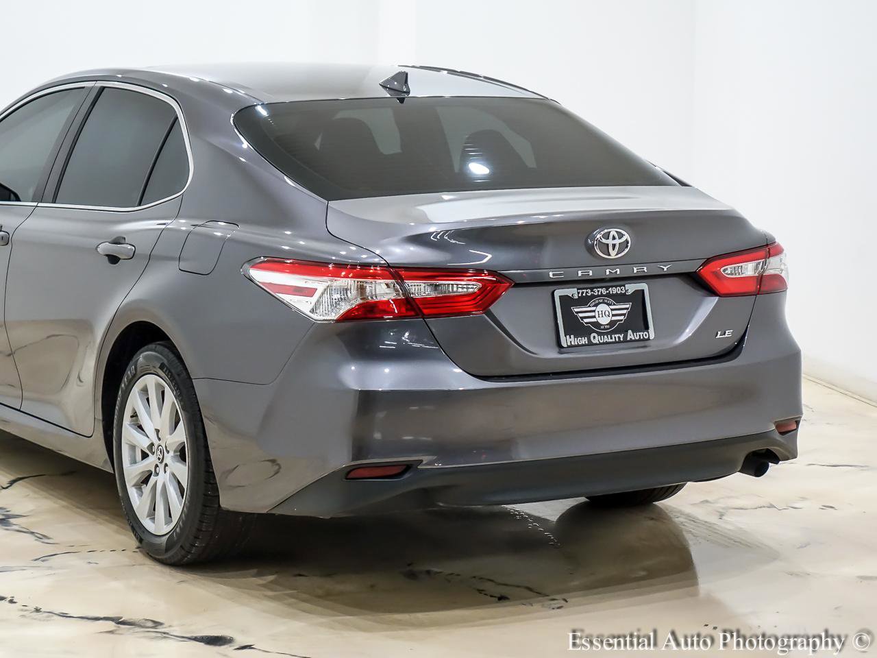 Used 2019 Toyota Camry LE w/ Convenience Package image 9