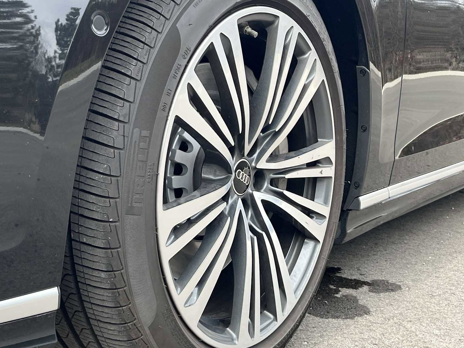 Used 2023 Audi A8 L 3.0T w/ Comfort Plus Package image 25