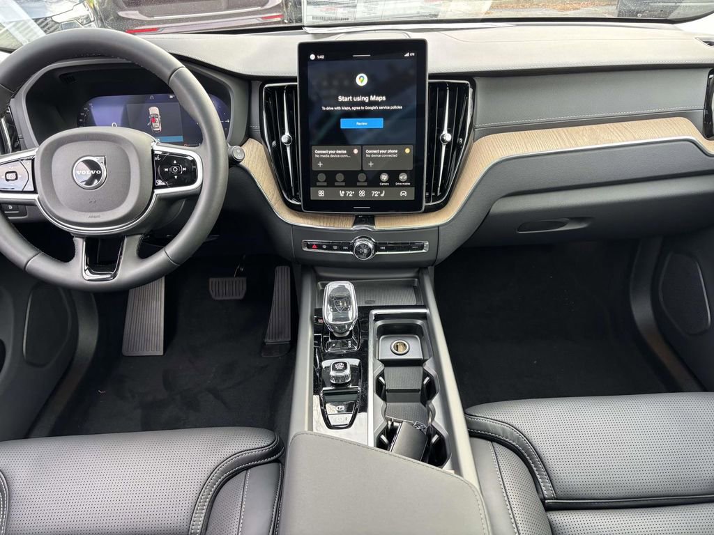 New 2026 Volvo XC60 T8 Ultra w/ Protection Package Premier image 28