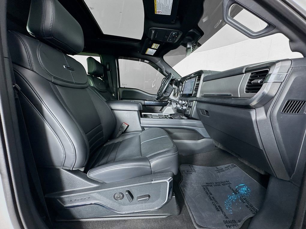Used 2025 Ford F350 Platinum w/ FX4 Off-Road Package image 35