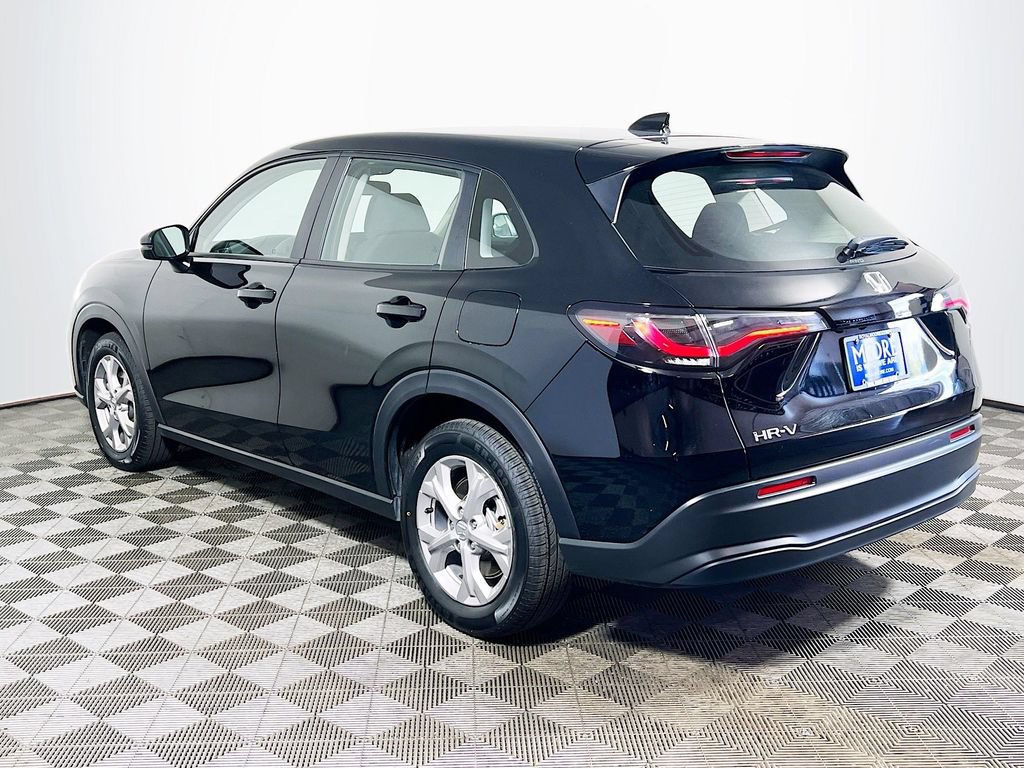 Used 2025 Honda HR-V LX image 5