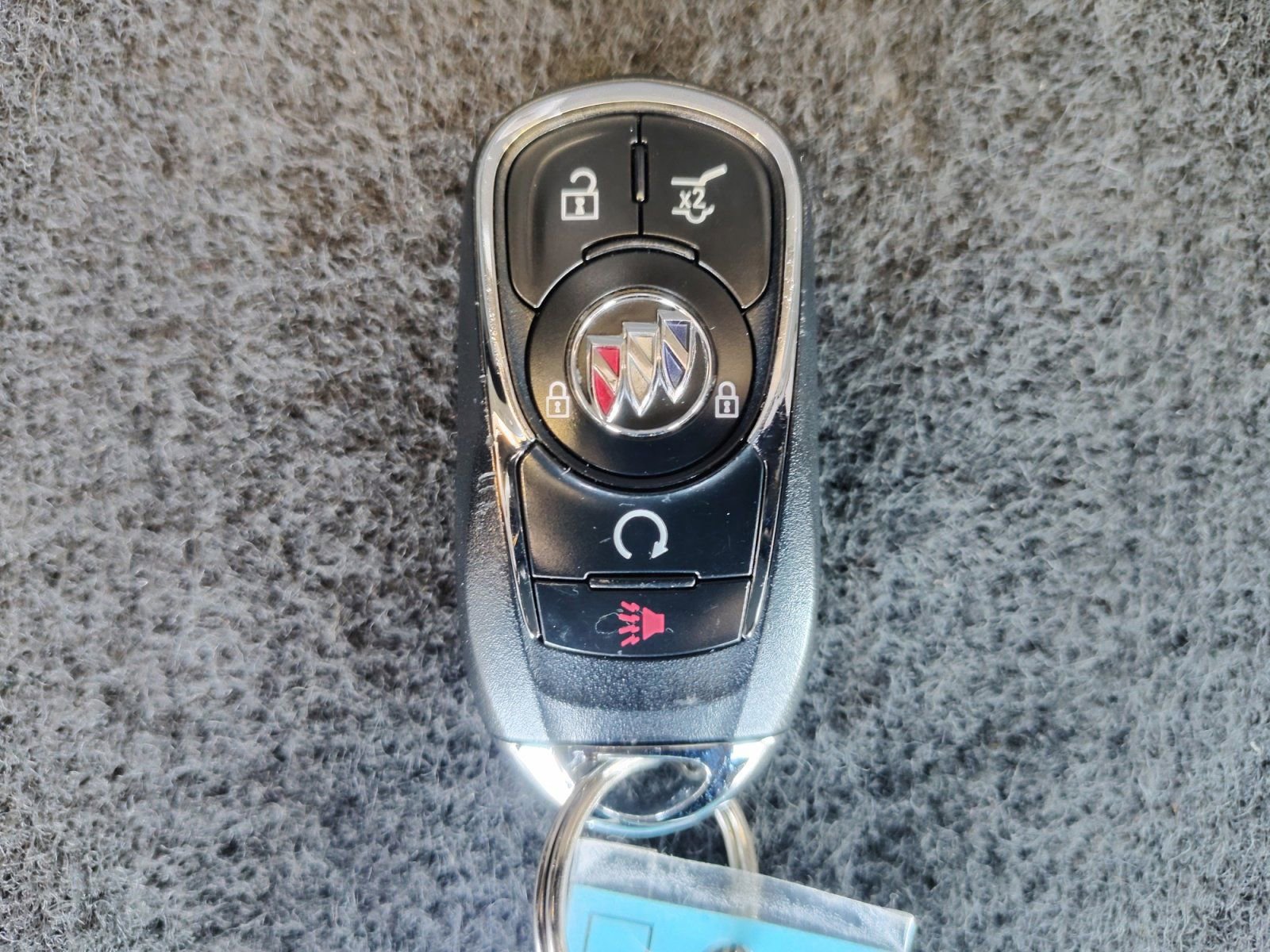 Used 2023 Buick Enclave Essence w/ Sport Touring Edition FWD image 30