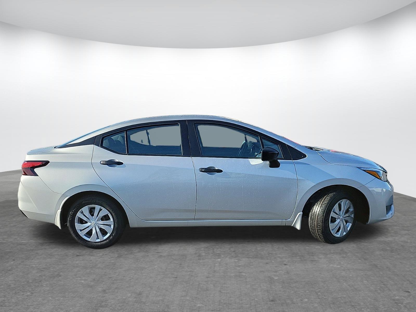 New 2025 Nissan Versa S w/ Trunk Package FWD image 4