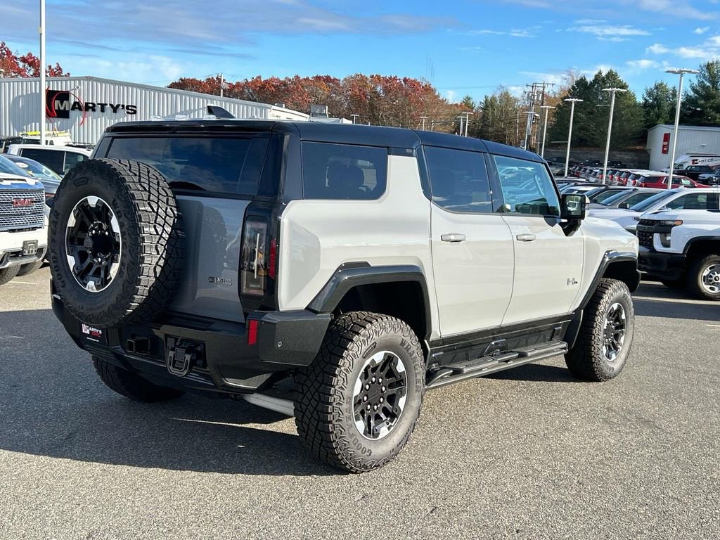 New 2024 GMC Hummer EV 2X w/ Extreme Off-Road Package image 3