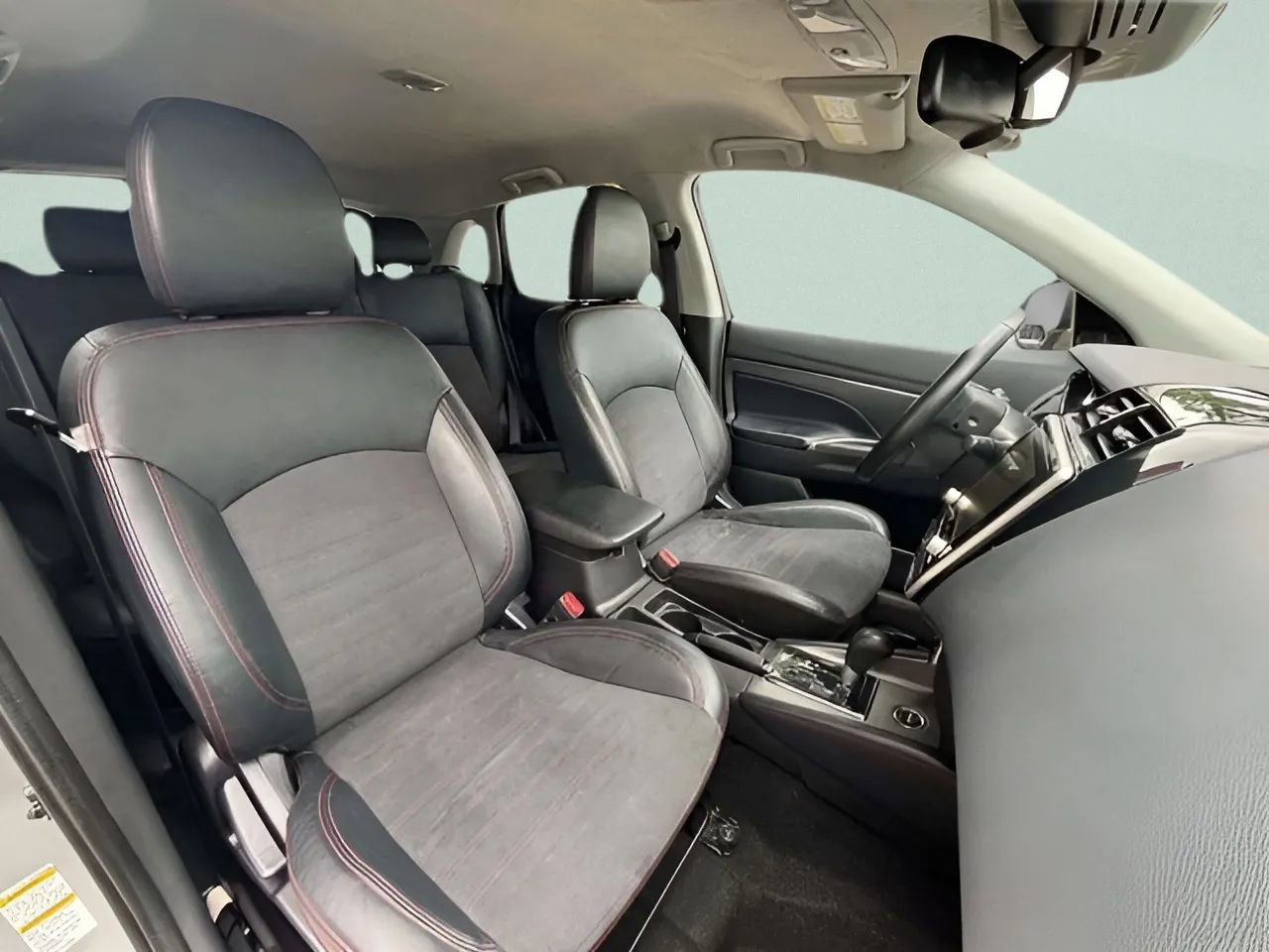 Used 2022 Mitsubishi Outlander Sport SE image 19