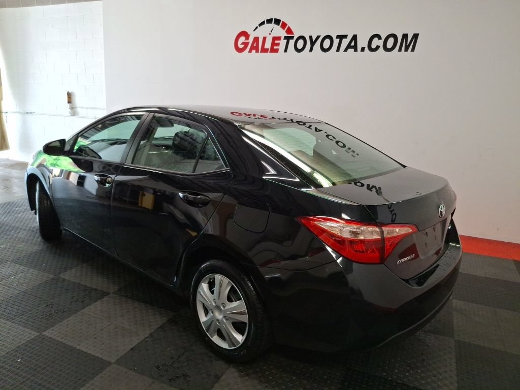 Used 2018 Toyota Corolla LE FWD image 10