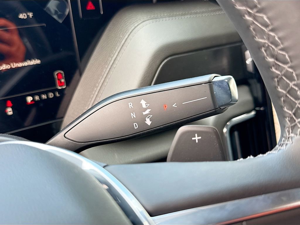 New 2026 GMC Yukon Denali w/ Sun & Power Step Package image 17