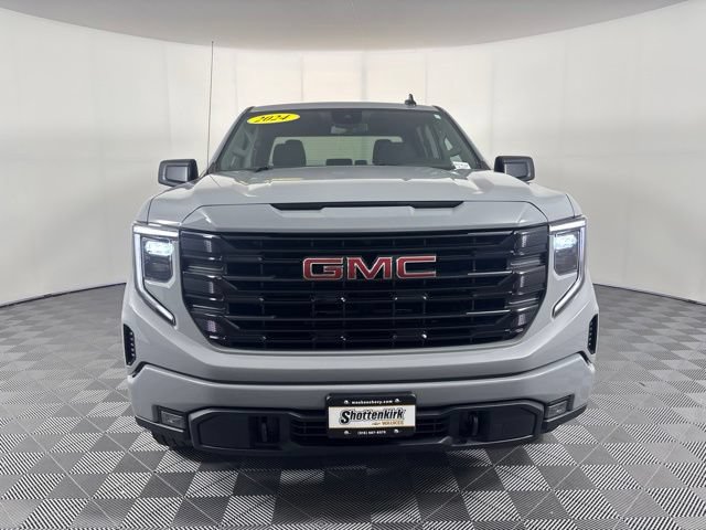 Used 2024 GMC Sierra 1500 Elevation AWD/4WD image 39