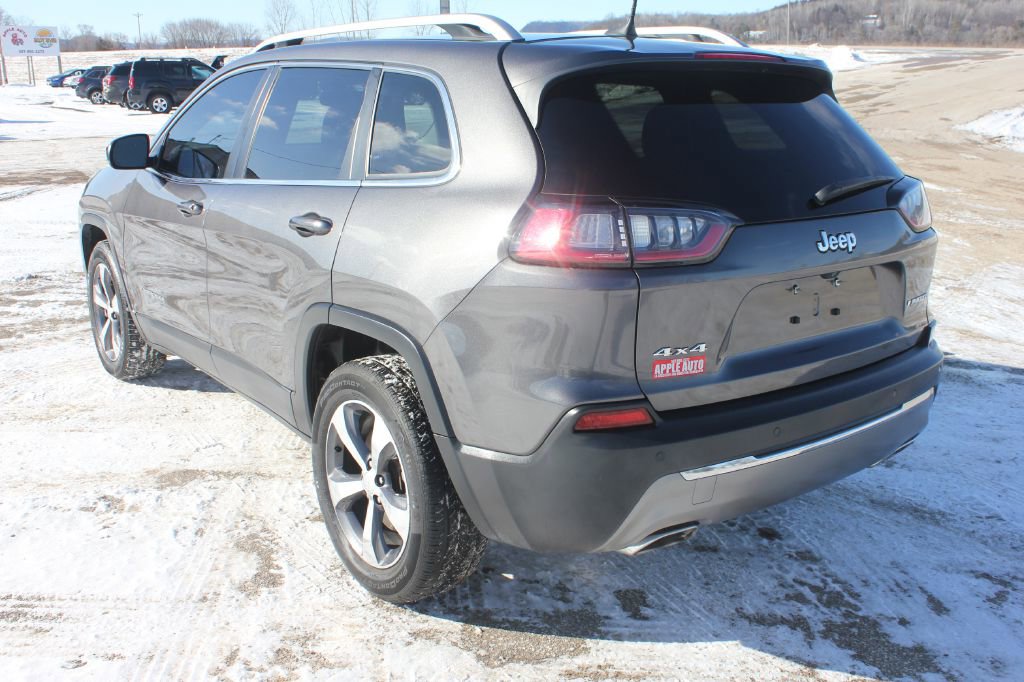 Used 2019 Jeep Cherokee Limited image 8
