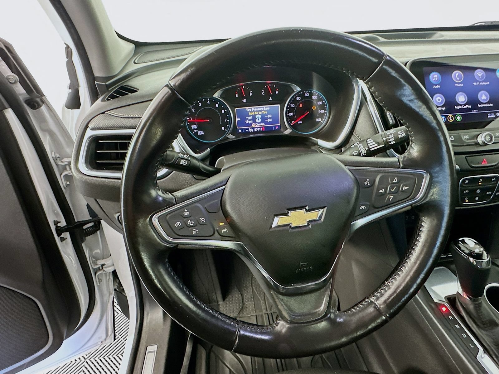 Used 2021 Chevrolet Equinox Premier w/ LPO, Floor Liner Package FWD image 11