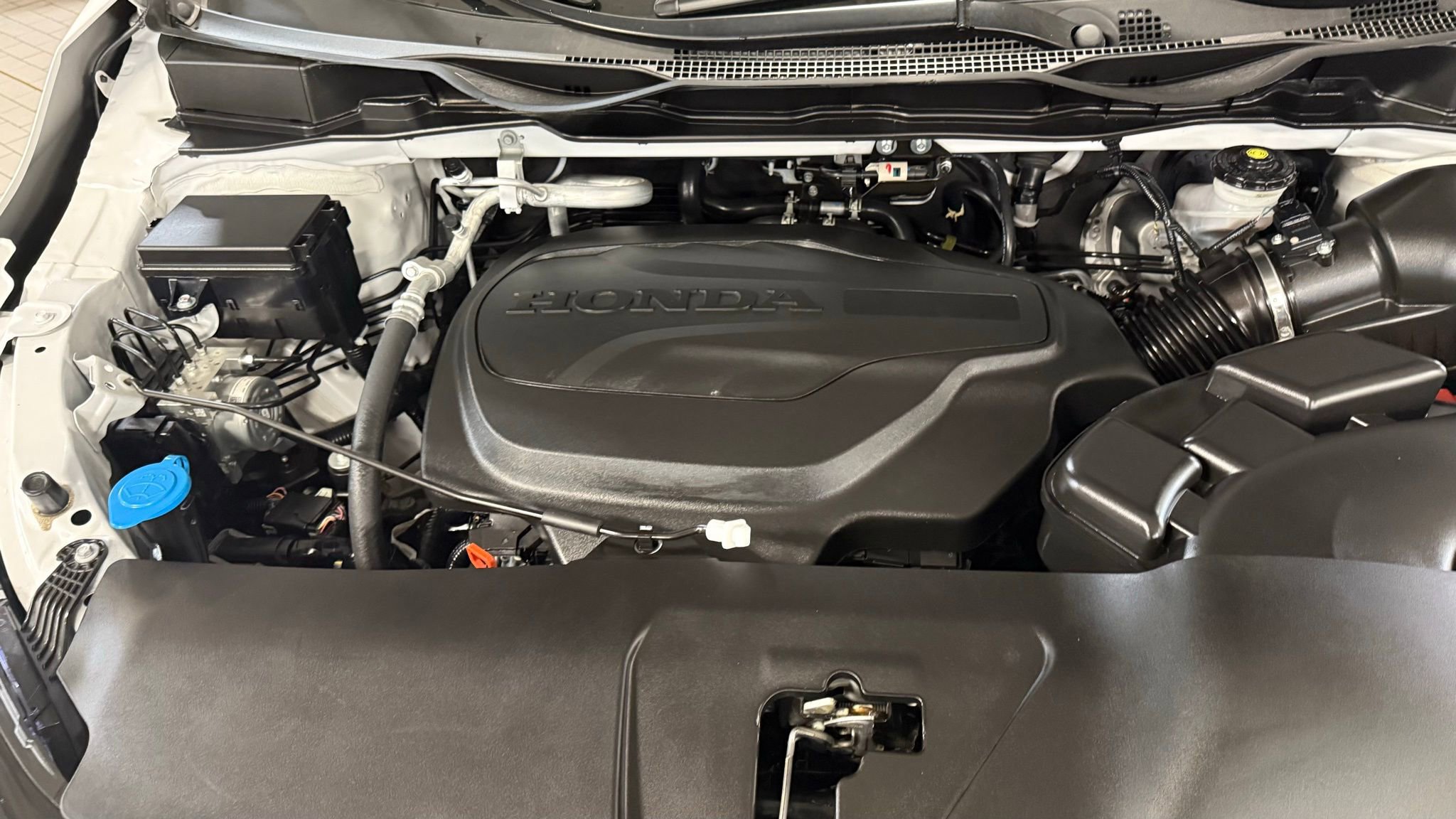 Used 2025 Honda Odyssey EX-L image 9