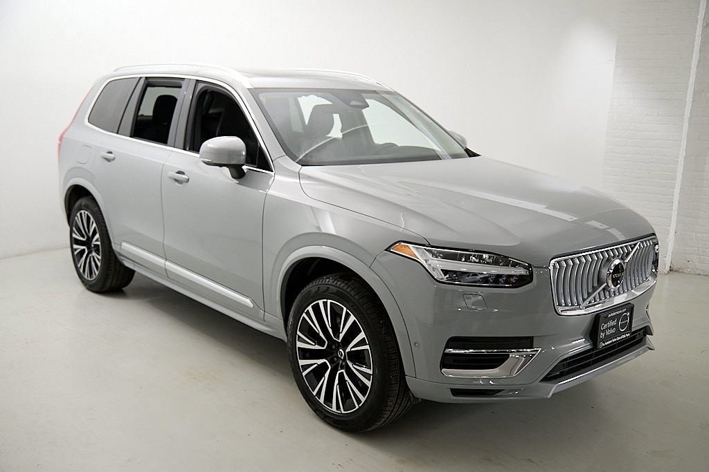 Certified 2025 Volvo XC90 T8 Plus w/ Protection Package Premier AWD/4WD image 4