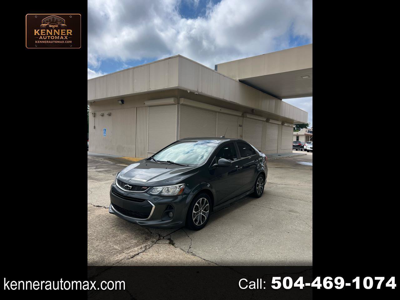 Used 2020 Chevrolet Sonic LT w/ RS Package FWD image 1