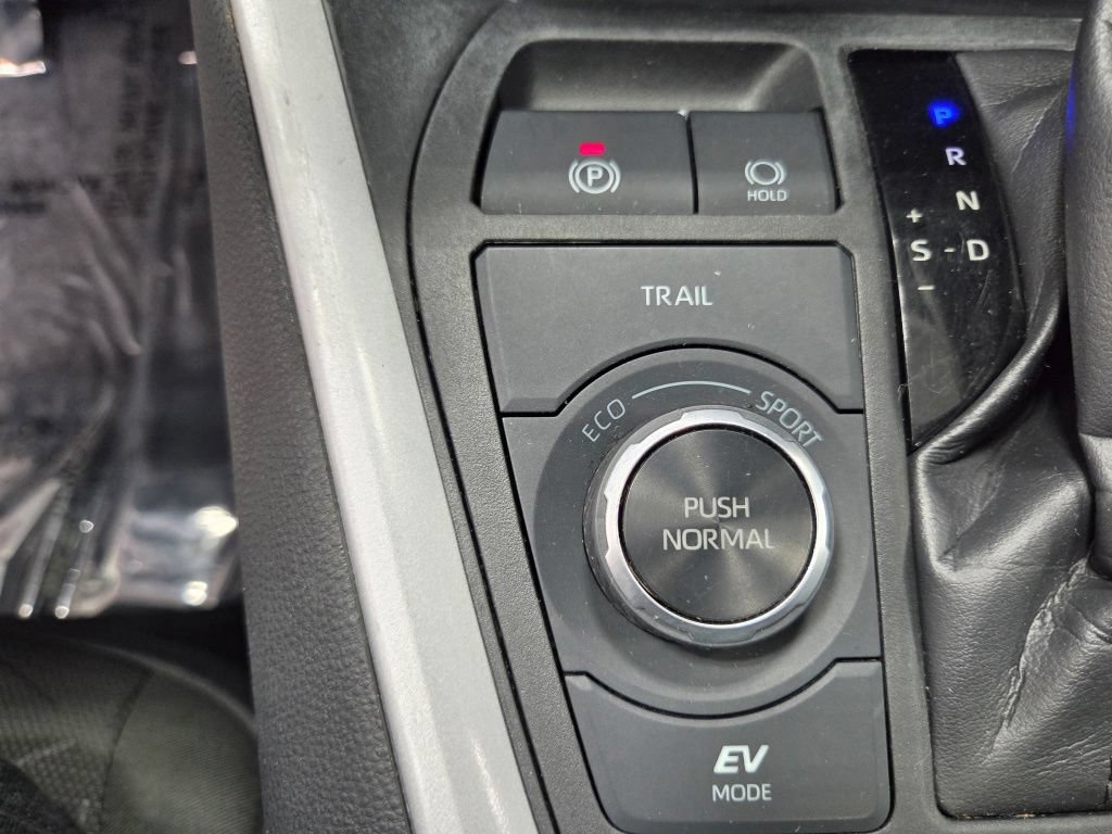 Used 2024 Toyota RAV4 XLE w/ Convenience Package AWD/4WD image 29