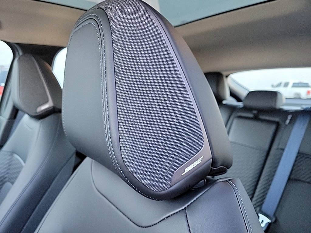New 2026 Nissan Leaf Platinum+ w/ Floor Mat Package (Platinum+) FWD image 17