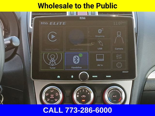 Used 2017 Subaru Crosstrek 2.0i Premium image 12