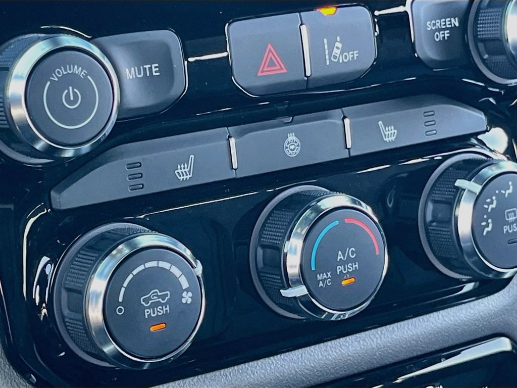 Used 2025 RAM 1500 Big Horn AWD/4WD image 19
