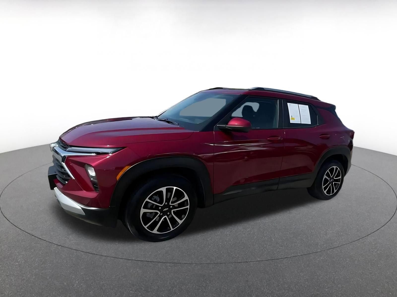 Used 2025 Chevrolet TrailBlazer LT FWD image 8