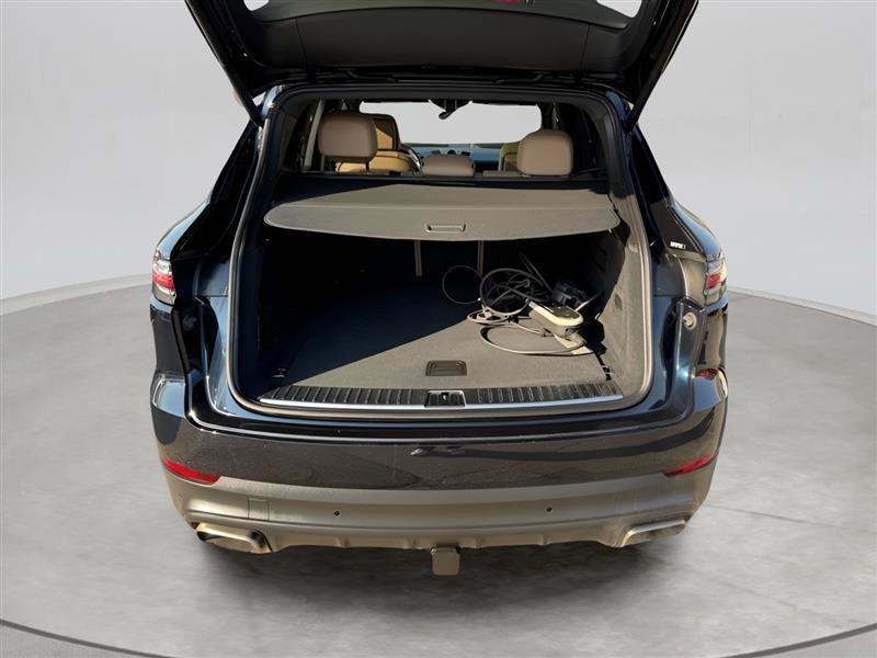Used 2019 Porsche Cayenne E-Hybrid image 12
