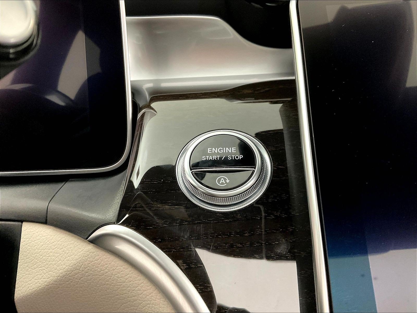 Certified 2023 Mercedes-Benz GLC 300 4MATIC image 39