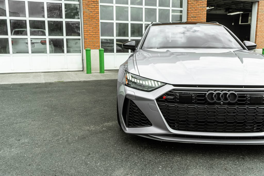 Used 2023 Audi RS 6 AWD/4WD image 37