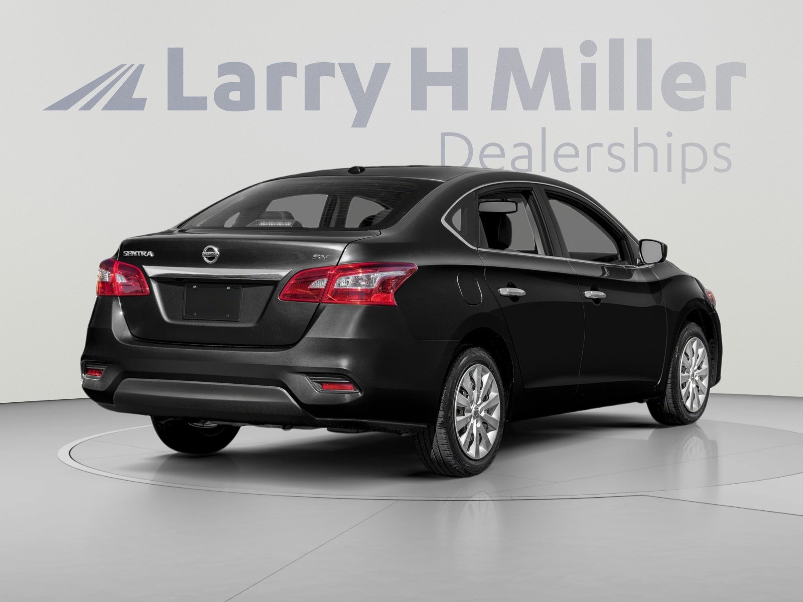Used 2018 Nissan Sentra SV FWD image 2