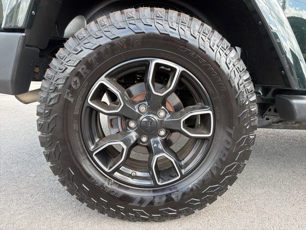 Used 2012 Jeep Wrangler Sahara w/ Connectivity Group image 14