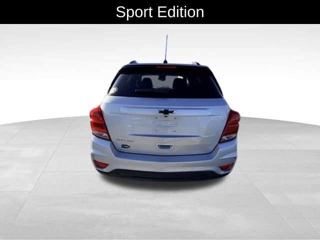 Used 2022 Chevrolet Trax LT w/ Sport Edition image 6