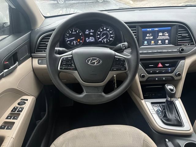Used 2018 Hyundai Elantra SE w/ SE Connectivity Package 04 image 13