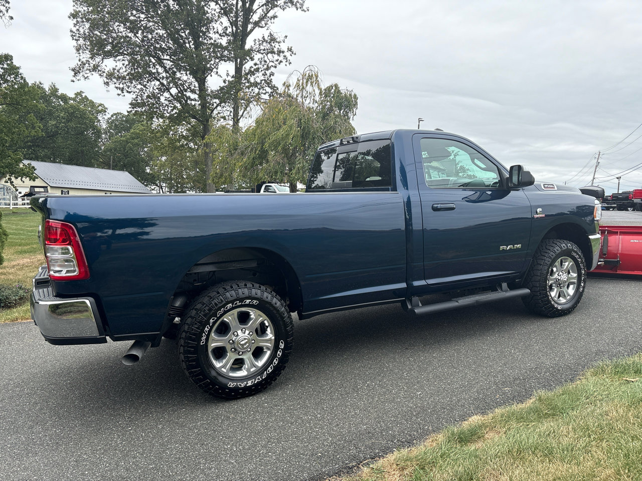 Used 2021 RAM 3500 Big Horn w/ Safety Group B image 6