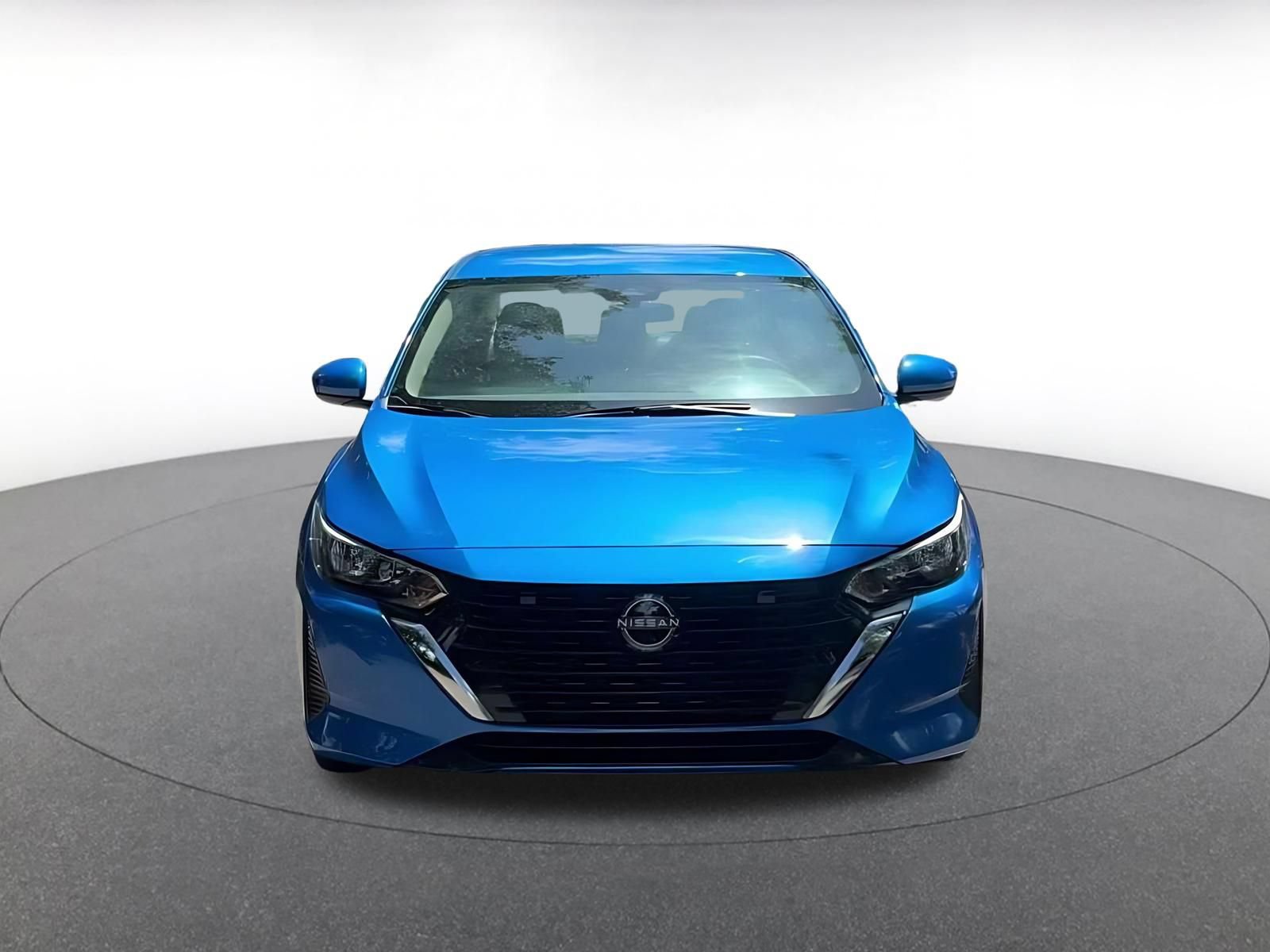Used 2025 Nissan Sentra SV FWD image 4