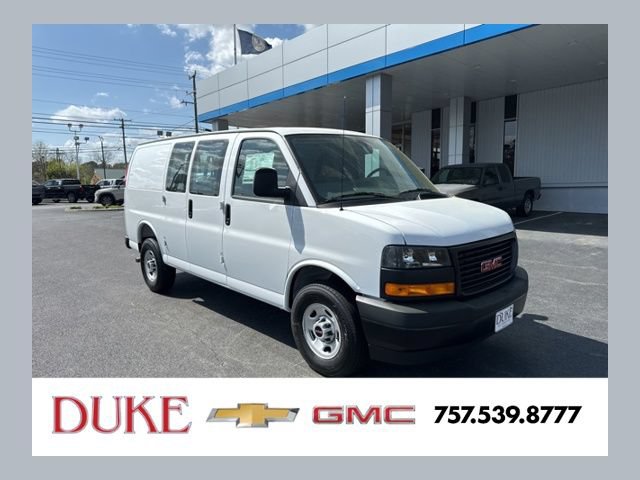 New 2026 GMC Savana 3500 w/ Driver Convenience Package RWD image 1