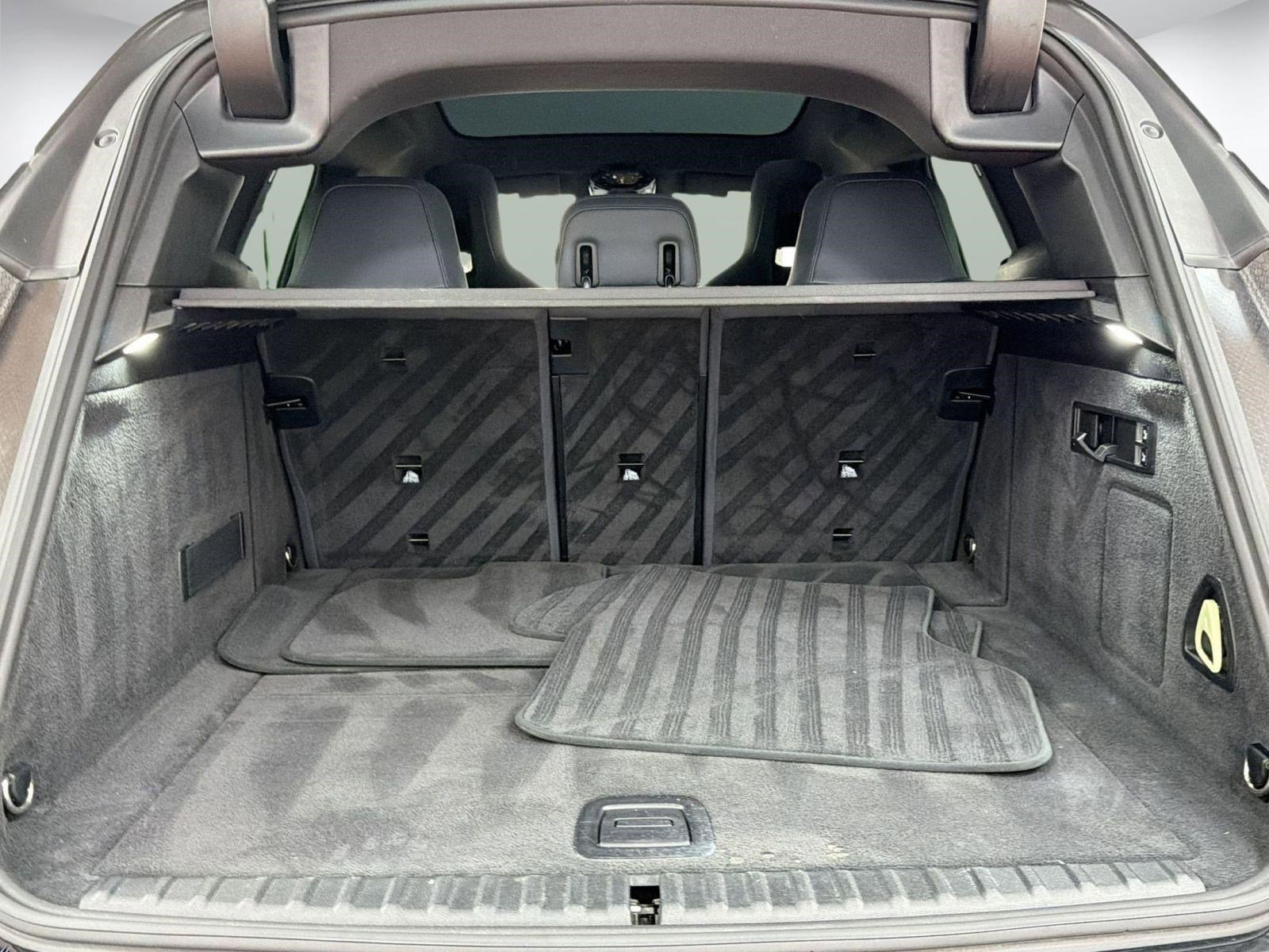 Certified 2023 BMW iX xDrive50 w/ Premium Package image 31