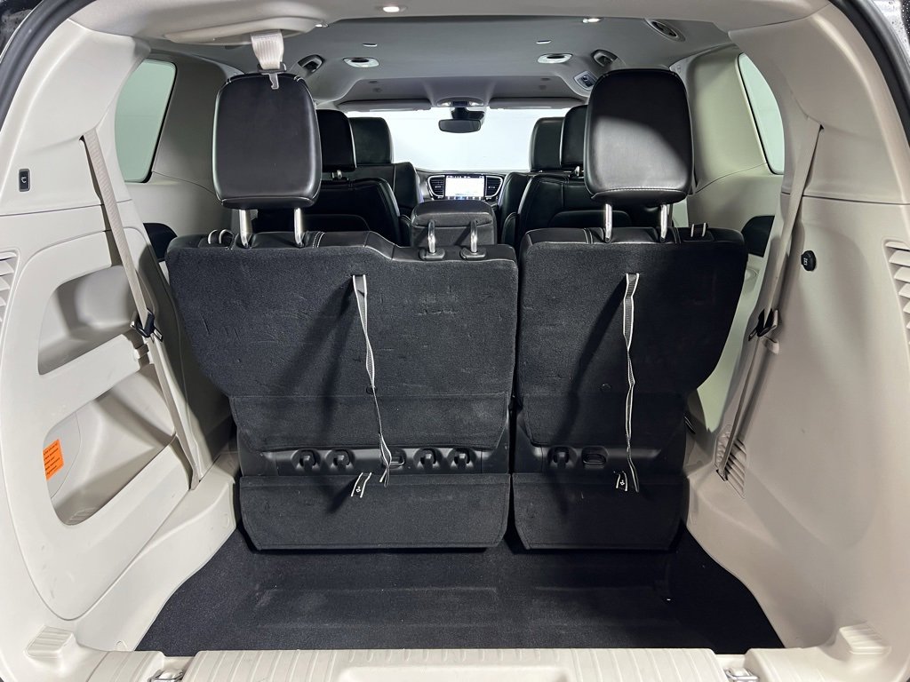 Used 2024 Chrysler Pacifica Touring-L image 29