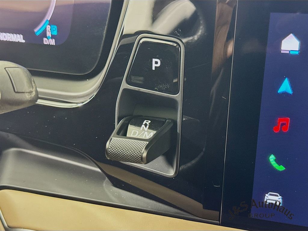 Used 2024 Porsche Cayenne S w/ Premium Package Plus image 21