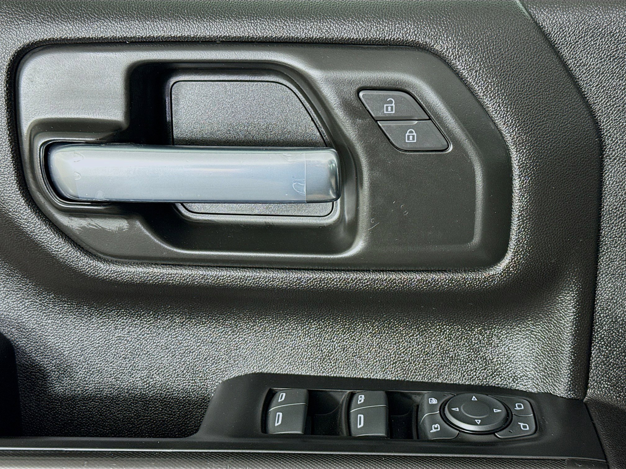 Used 2022 Chevrolet Silverado 2500 Custom w/ Custom Value Package image 21