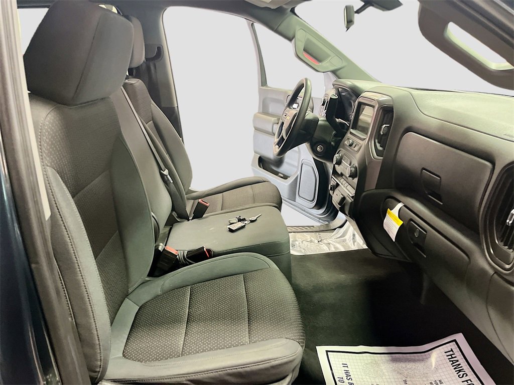 Used 2019 Chevrolet Silverado 1500 Custom w/ Custom Value Package image 27