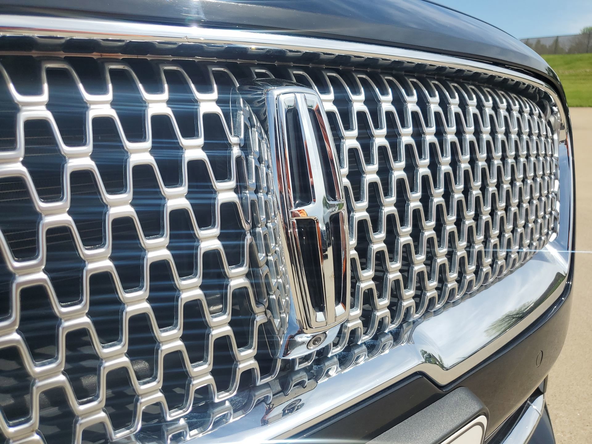 Used 2018 Lincoln Continental Reserve AWD/4WD image 38