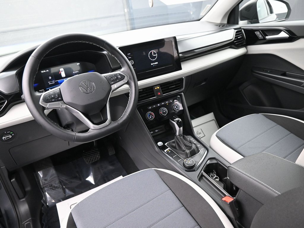 Used 2025 Volkswagen Taos S image 13