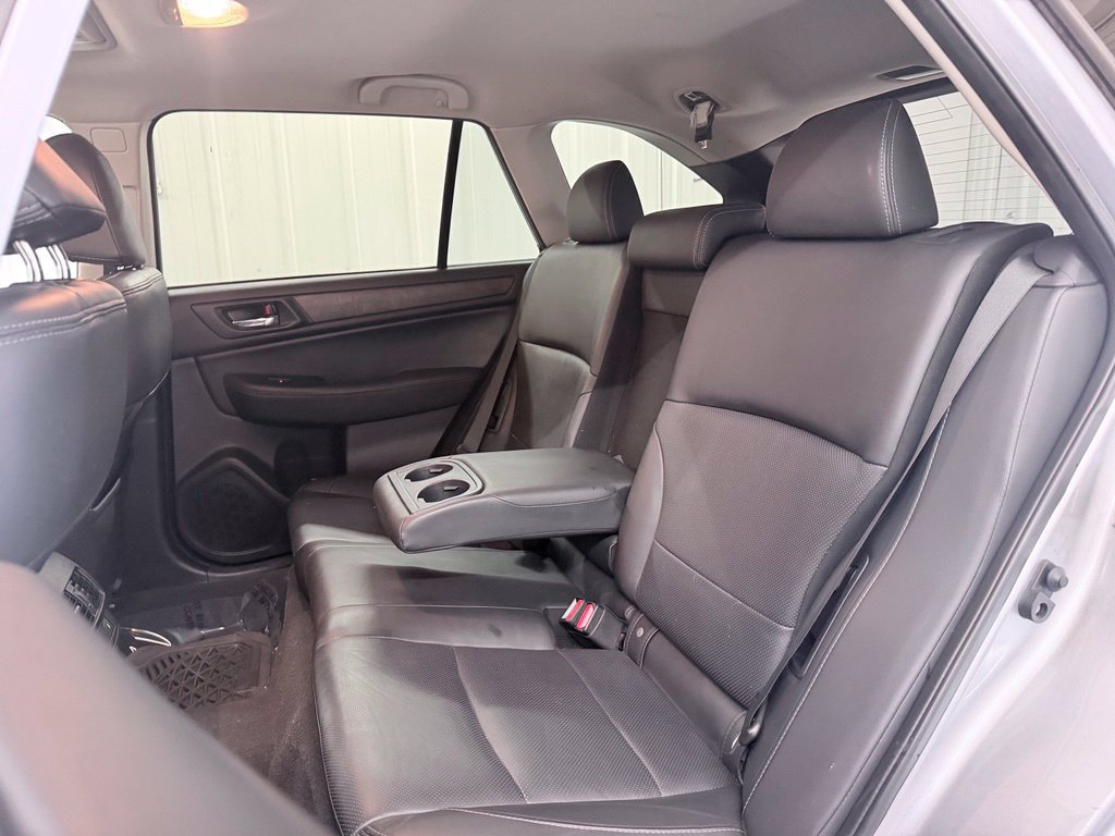 Used 2015 Subaru Outback 2.5i Limited AWD/4WD image 28