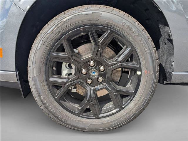 New 2026 Ford Maverick Lobo image 10