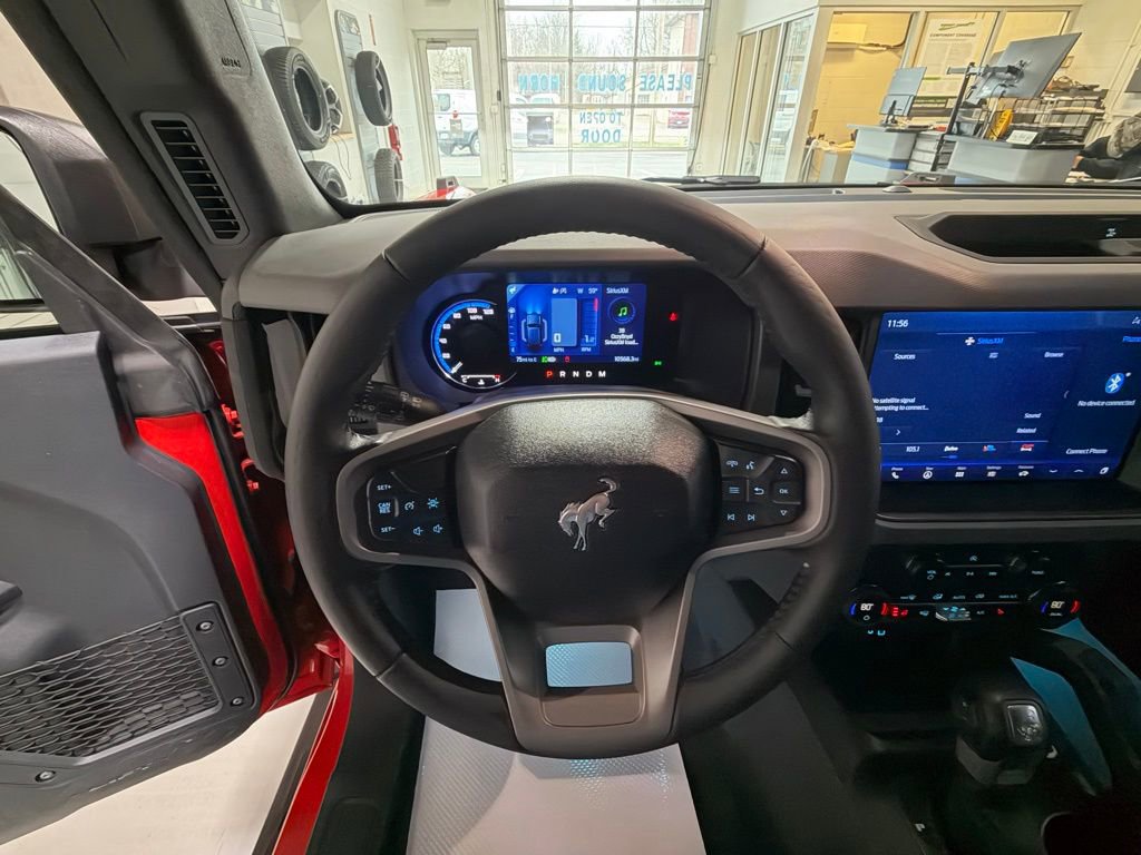 Used 2024 Ford Bronco Big Bend image 12