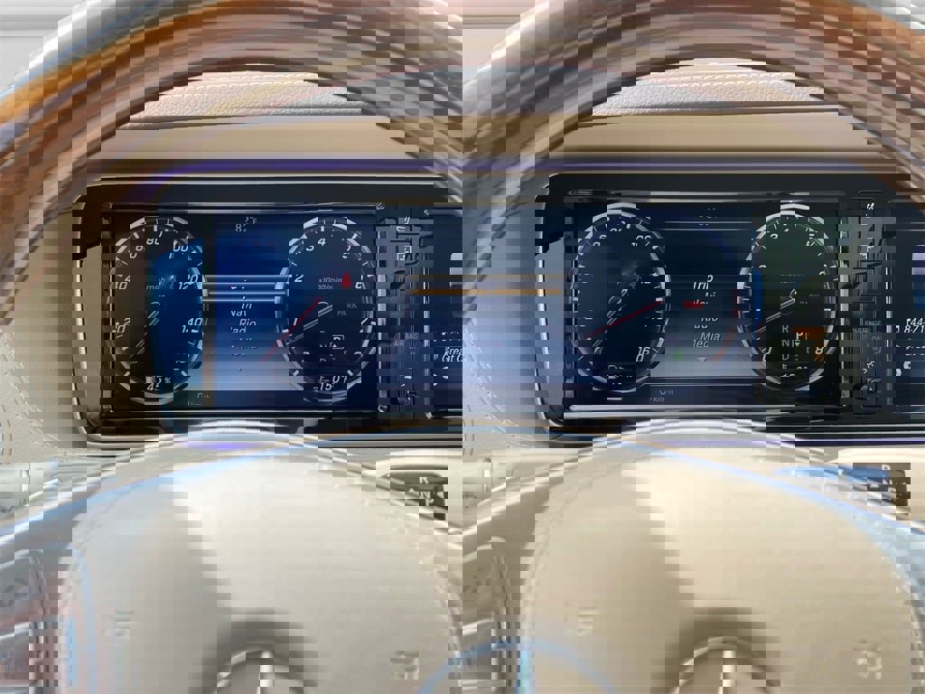 Used 2016 Mercedes-Benz S 550 Sedan image 19